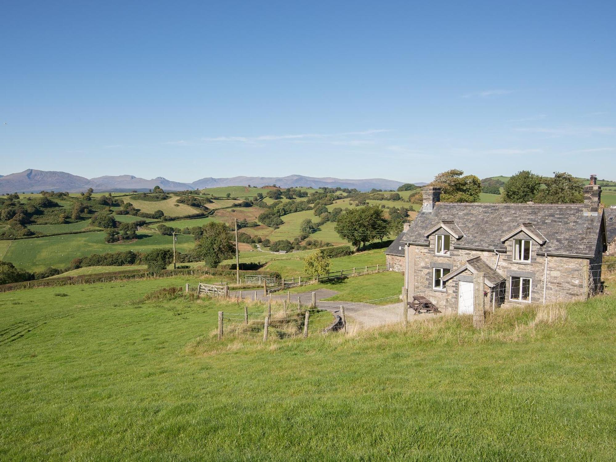 Cefn Bach Villa Capel Garmon Exterior foto